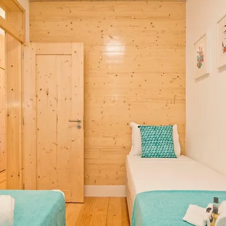아파트 Bmyguest Castelo River View Apart 리스본