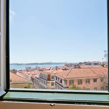 Bmyguest Castelo River View Apart * 리스본